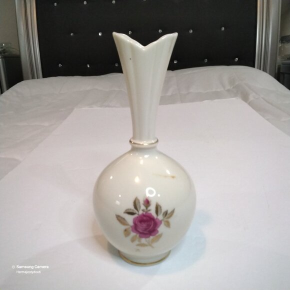 Vintage Lenox Rose Blossom 8" Bud Vase Fine Ivory Porcelain, Rose & Gold Trim - Picture 4 of 6